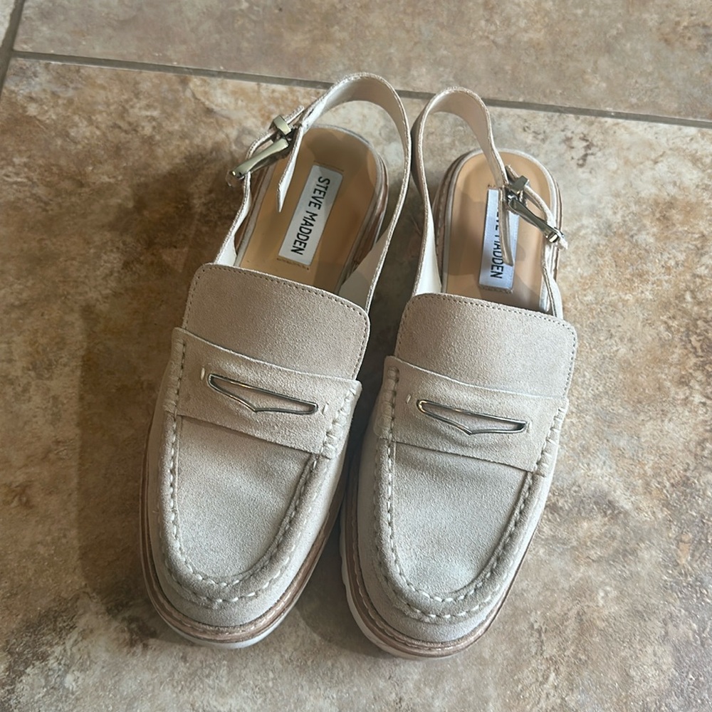 Steve Madden Beige Slingback Loafers